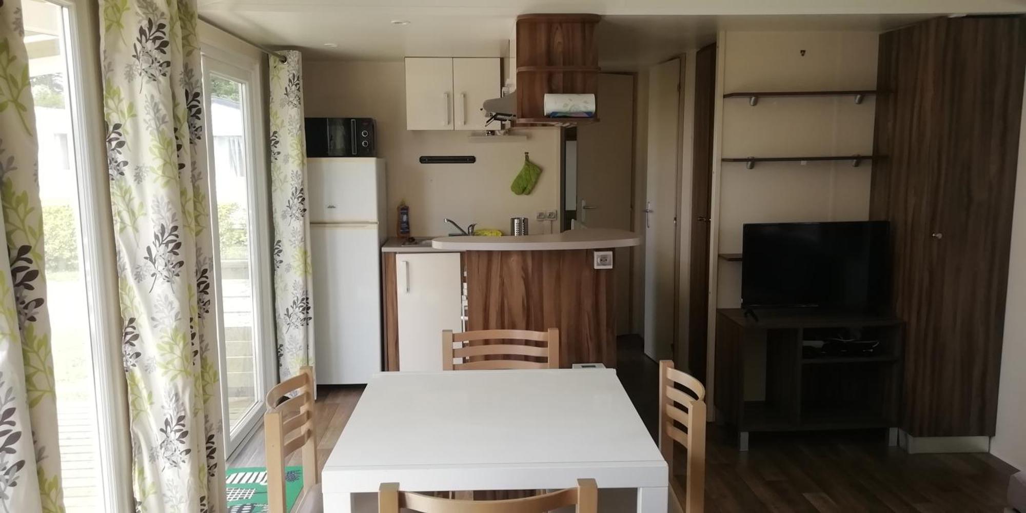 Camping Des Pierres Debout 内维兹 外观 照片